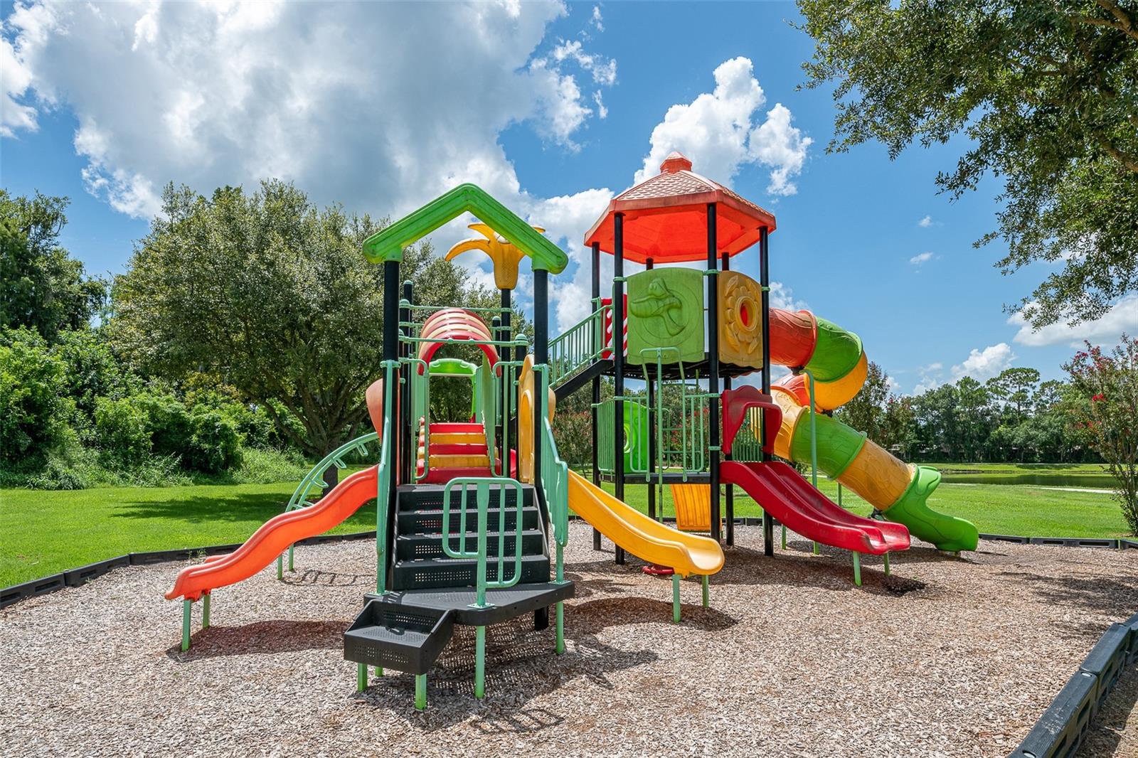 LAKE BERKLEY RESIDENCE - Residential