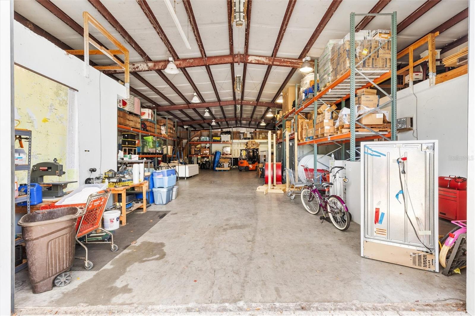 LEESBURG CENTRAL FLORIDA INDUST PARK - Commercial Lease