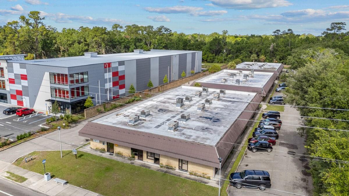 PARADISE SUB CONTD - Commercial Lease