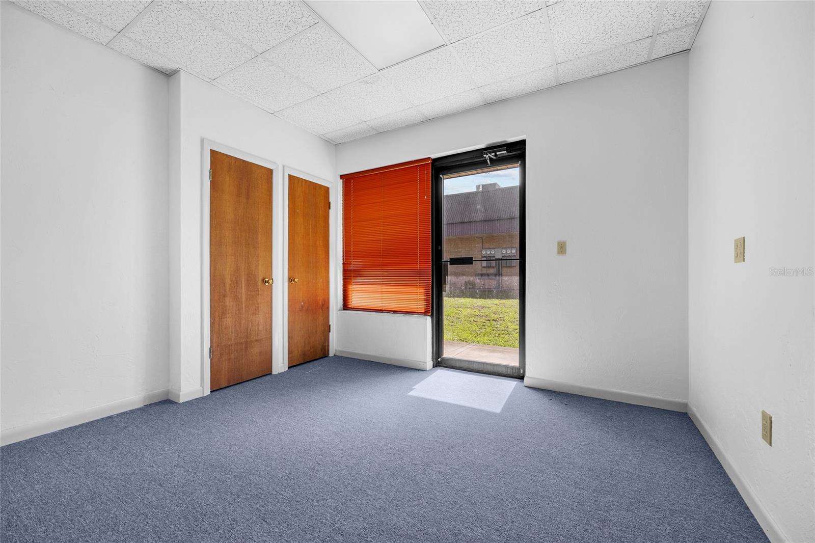 PARADISE SUB CONTD - Commercial Lease