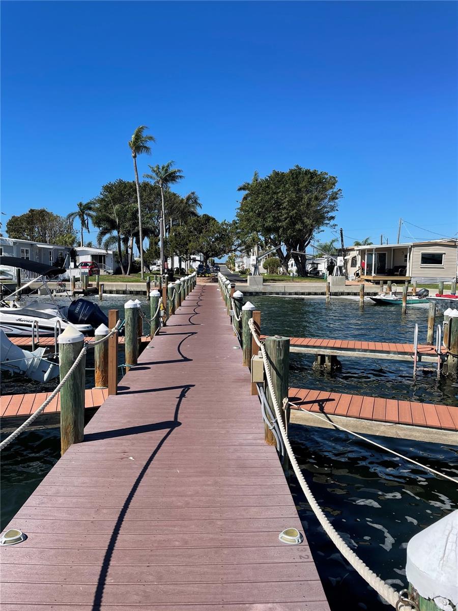GULFSHORE OF LONGBOAT KEY - Residential