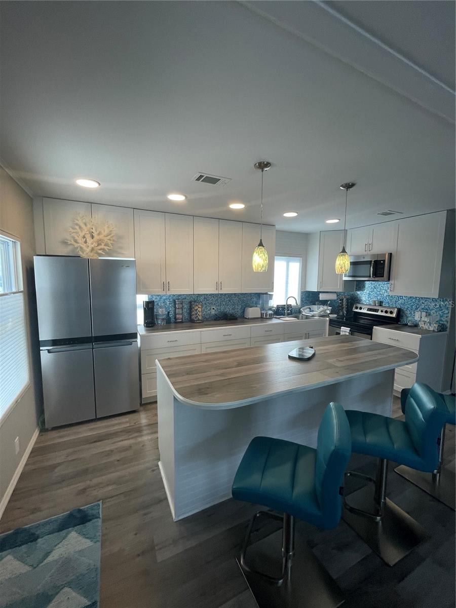 GULFSHORE OF LONGBOAT KEY - Residential