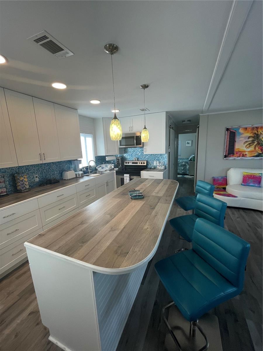 GULFSHORE OF LONGBOAT KEY - Residential