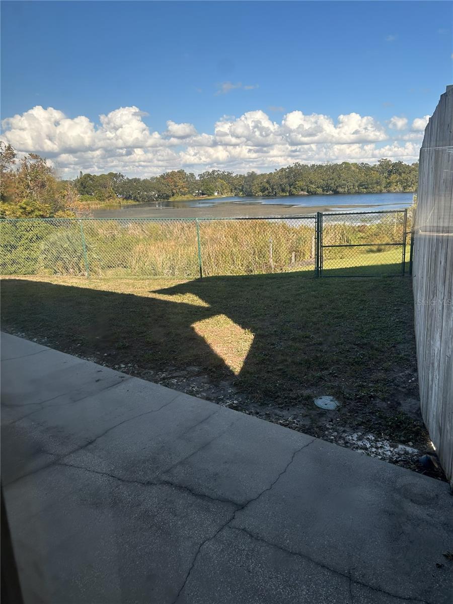 RESORT LAKE ESTATES - Residential Lease