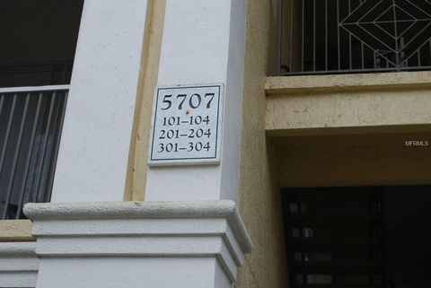 A home in RIVERVIEW