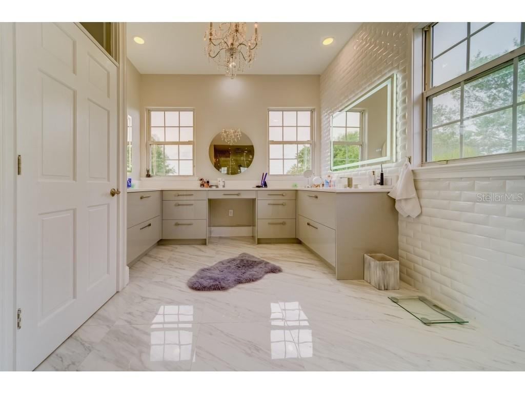 RESERVE THE - Residential