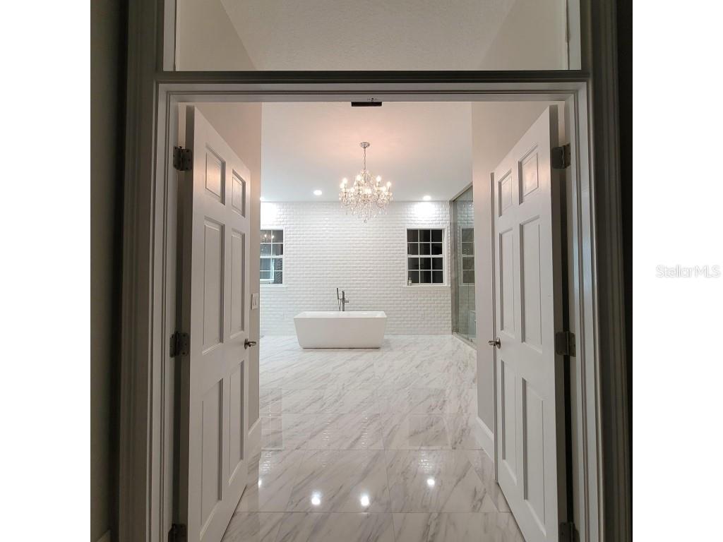 RESERVE THE - Residential