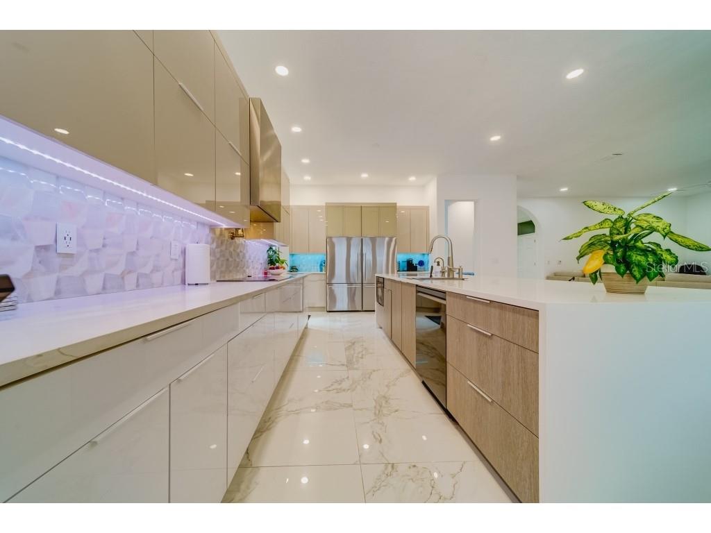 RESERVE THE - Residential