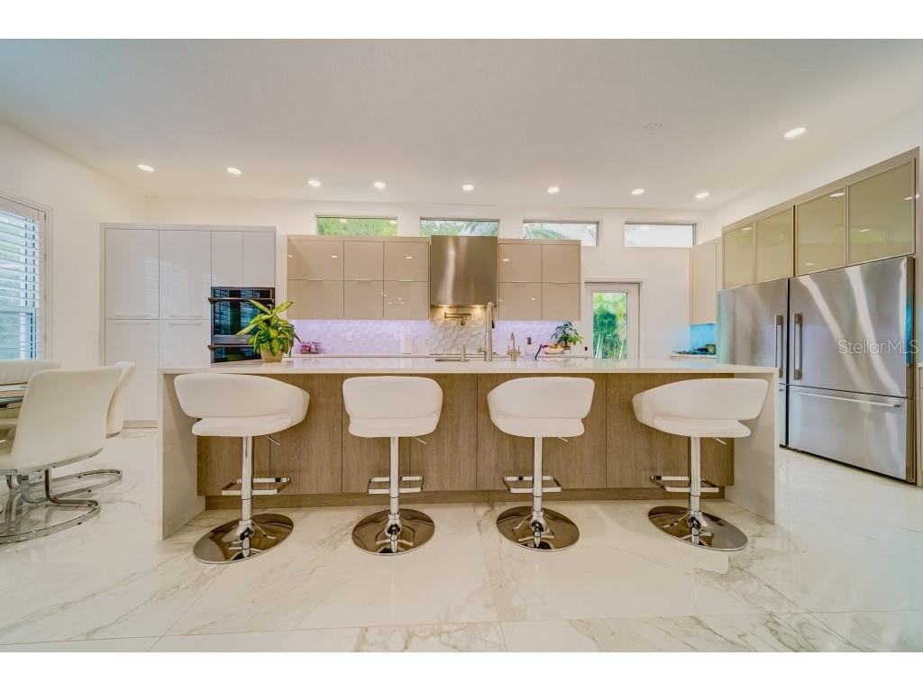 RESERVE THE - Residential