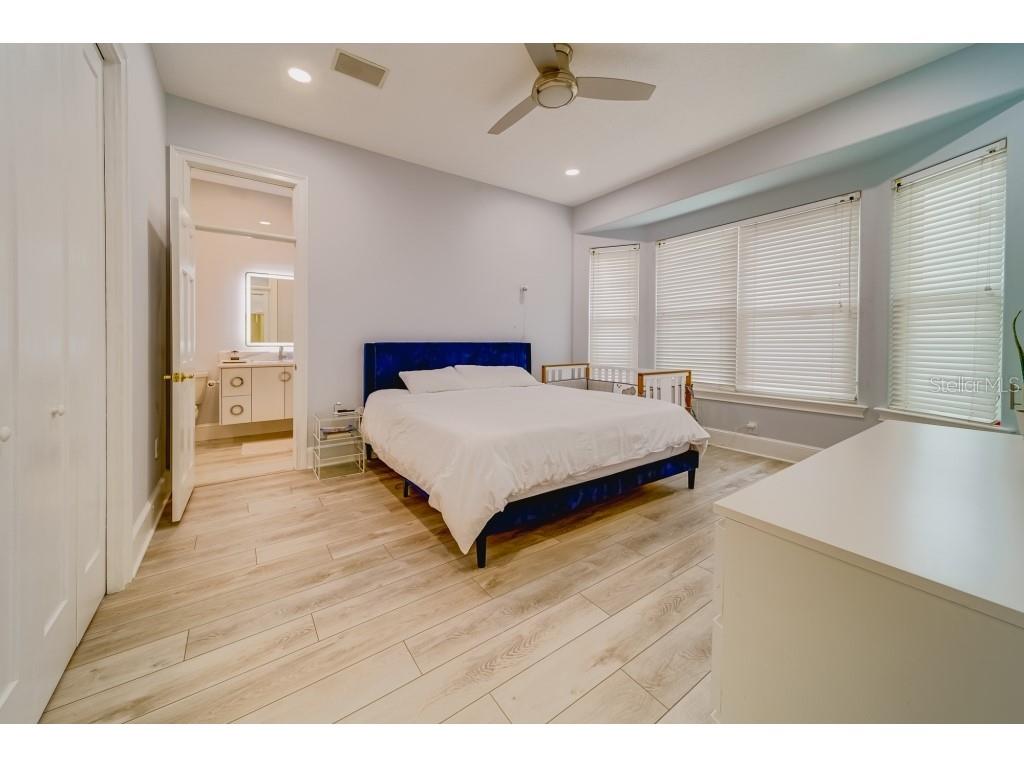 RESERVE THE - Residential