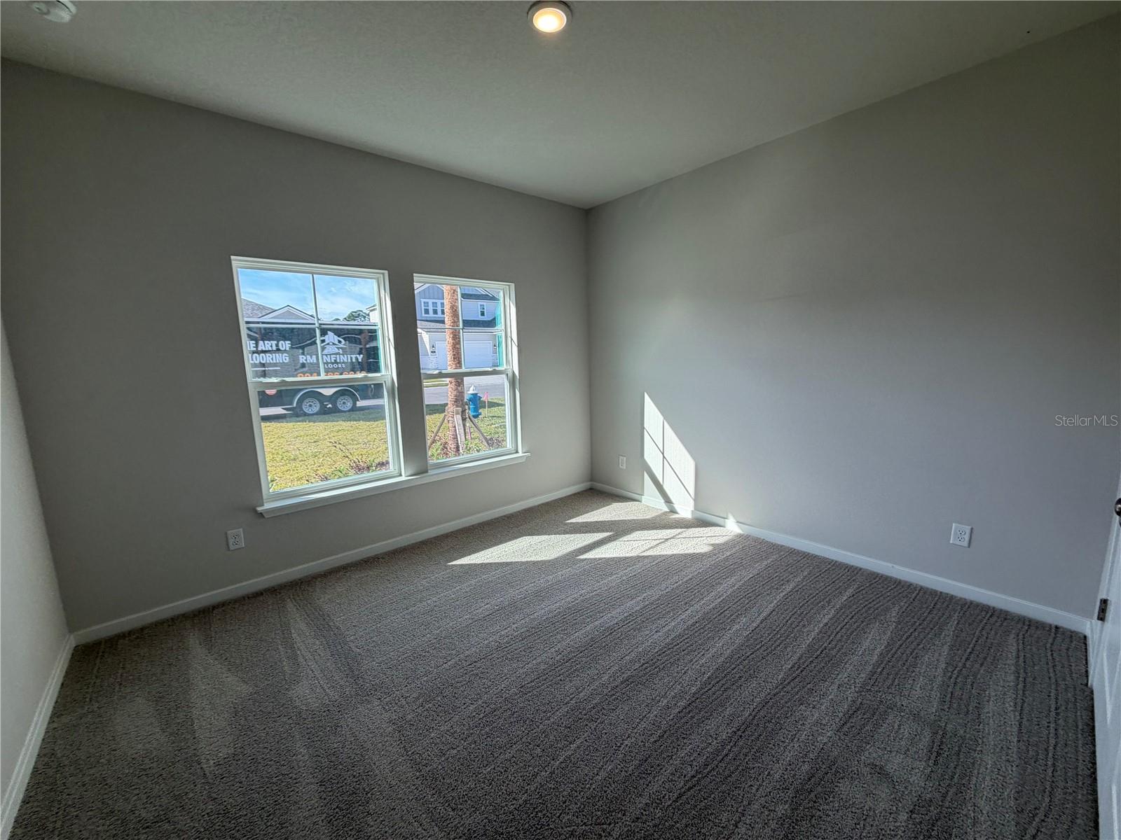 RESERVE EAST - Residential