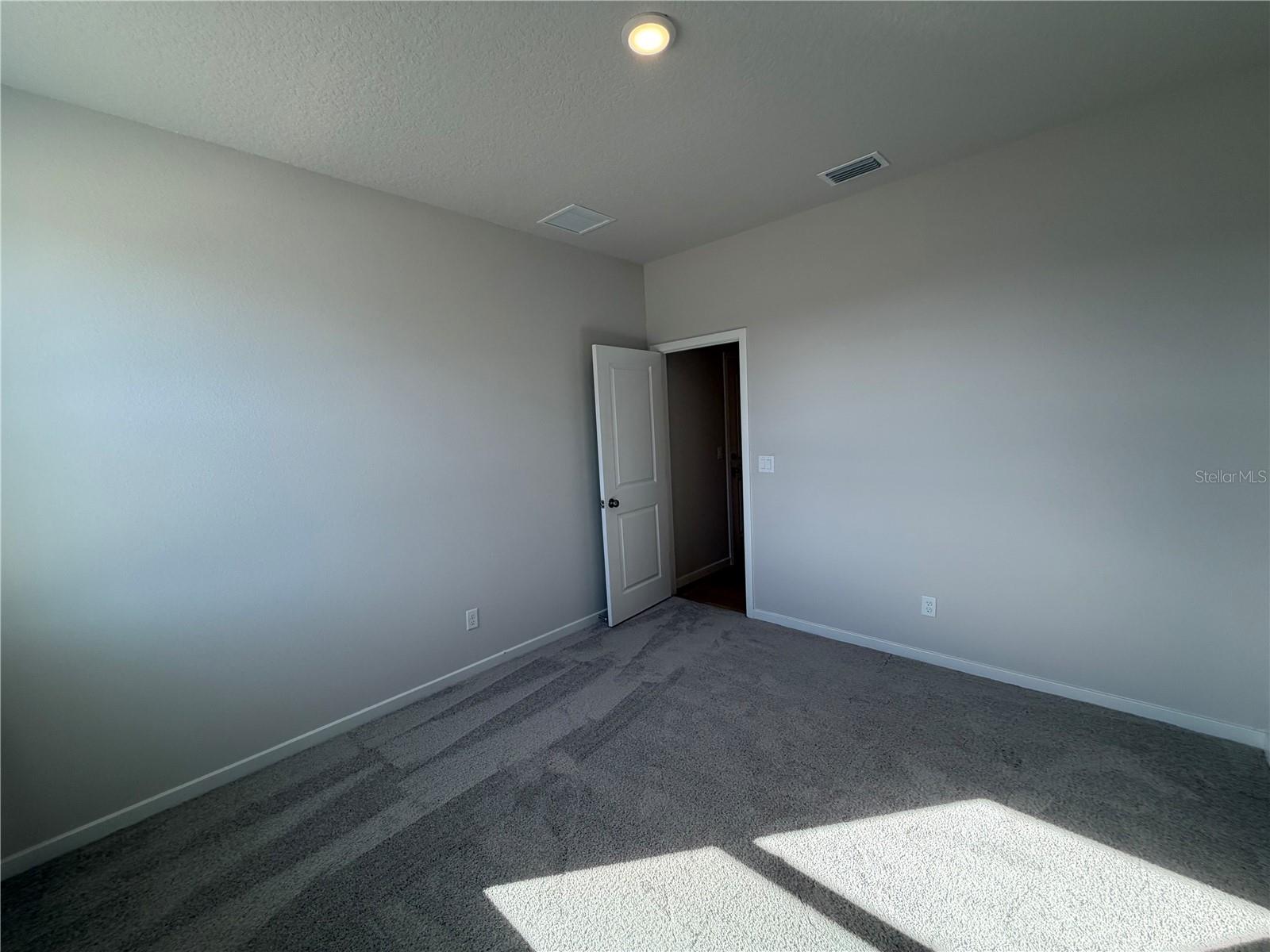 RESERVE EAST - Residential