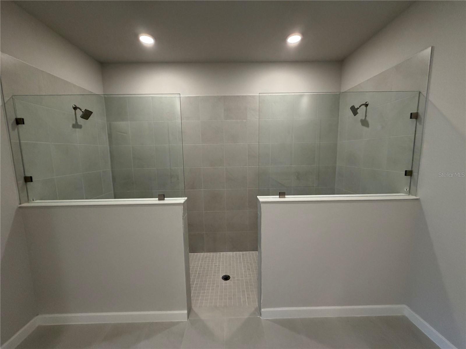 RESERVE EAST - Residential