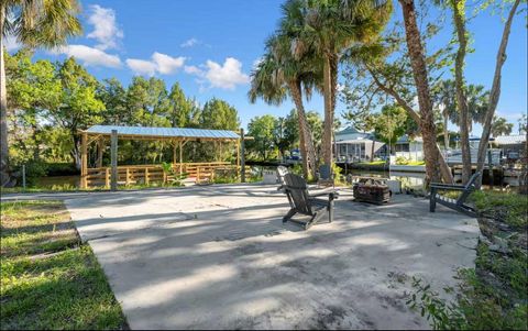 Tiny photo for 2195 N Slewfoot Path, Crystal River, FL 34429 (MLS # TB8449221)