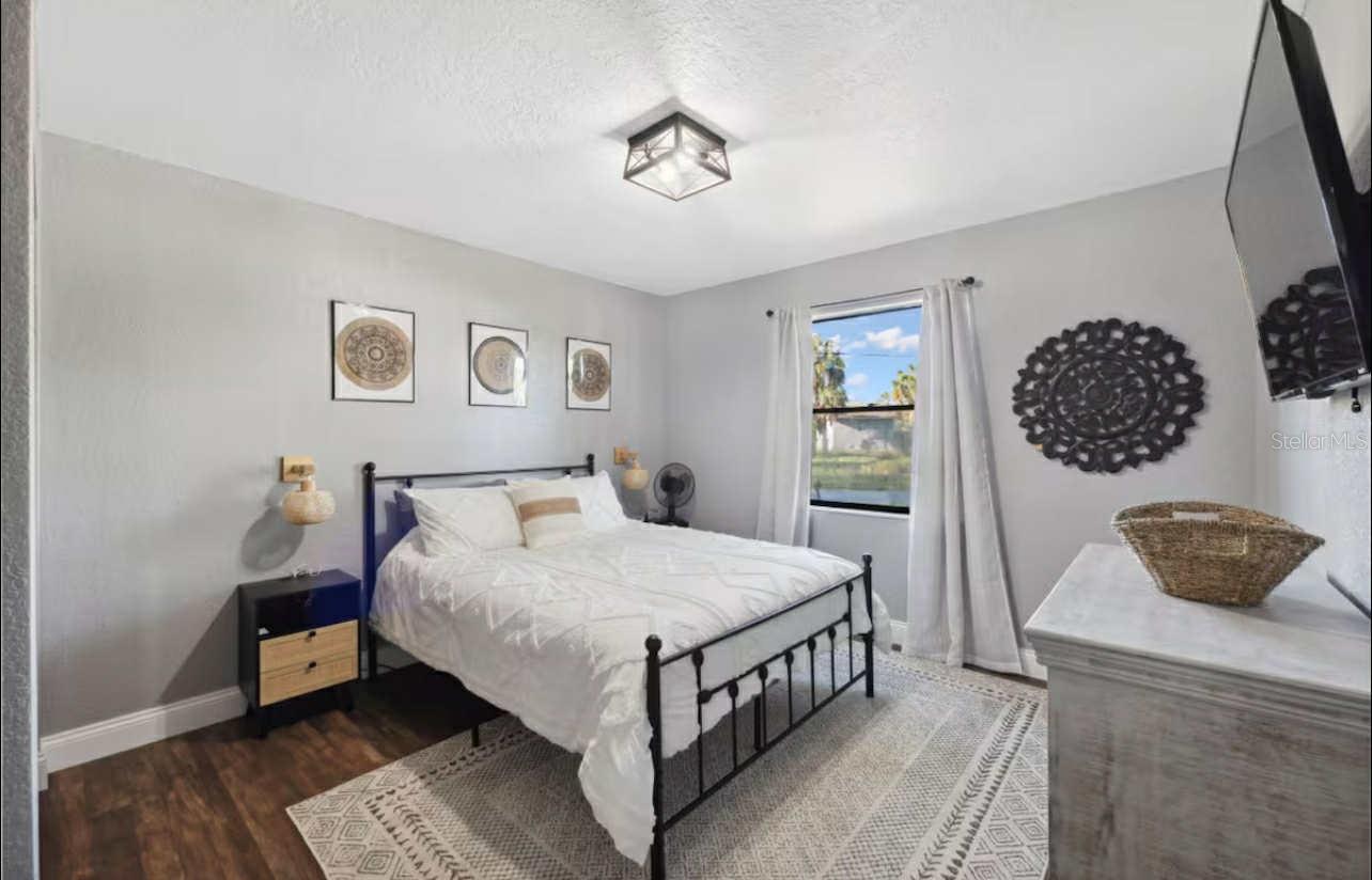 CRYSTAL WATER ESTATES UNREC SUB - Residential