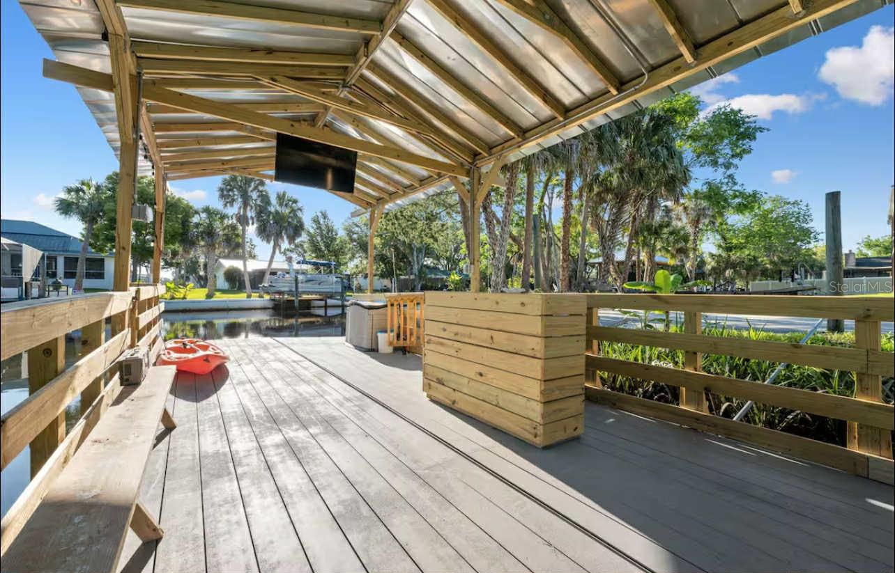 CRYSTAL WATER ESTATES UNREC SUB - Residential