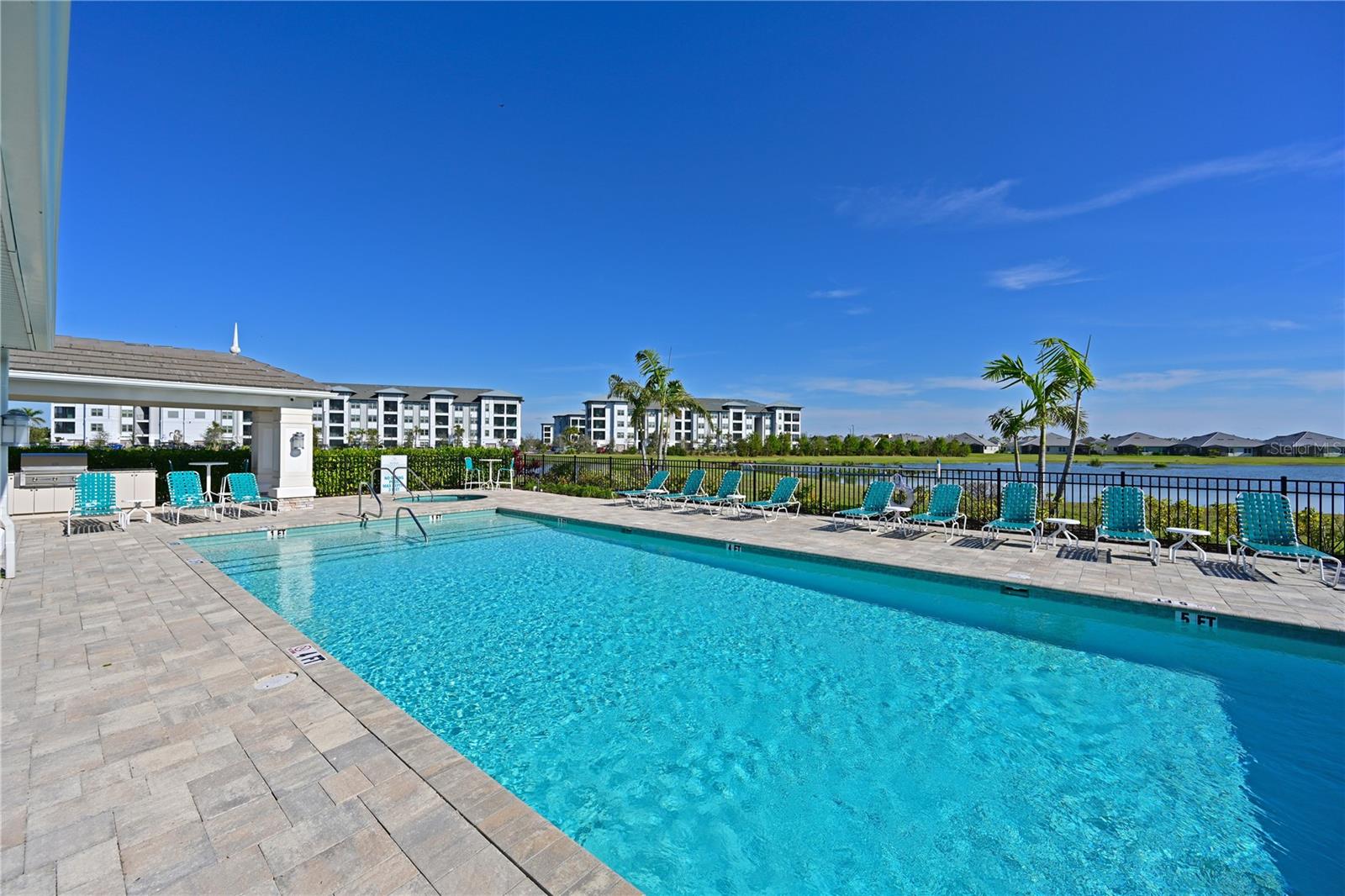 WATERCOLOR PLACE I - Residential