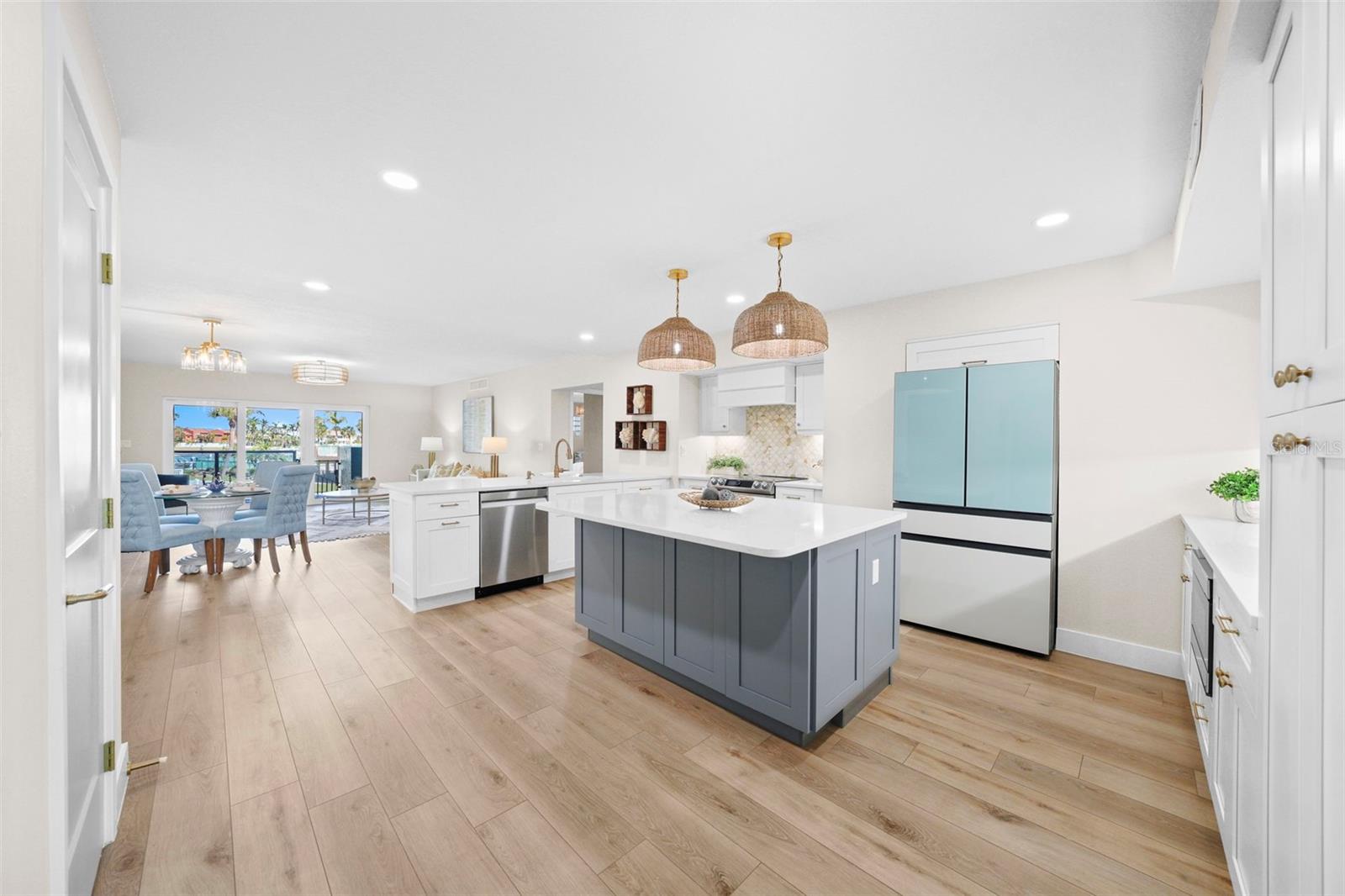 1100 PINELLAS BAYWAY S H2