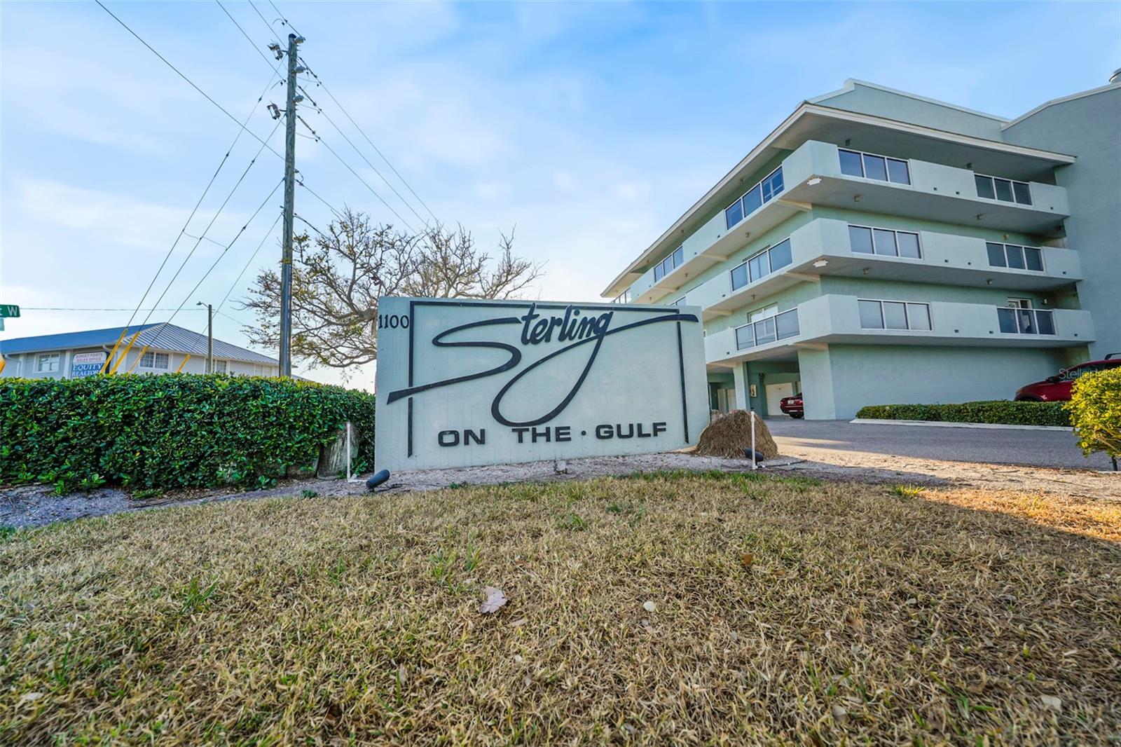1100 PINELLAS BAYWAY S H2