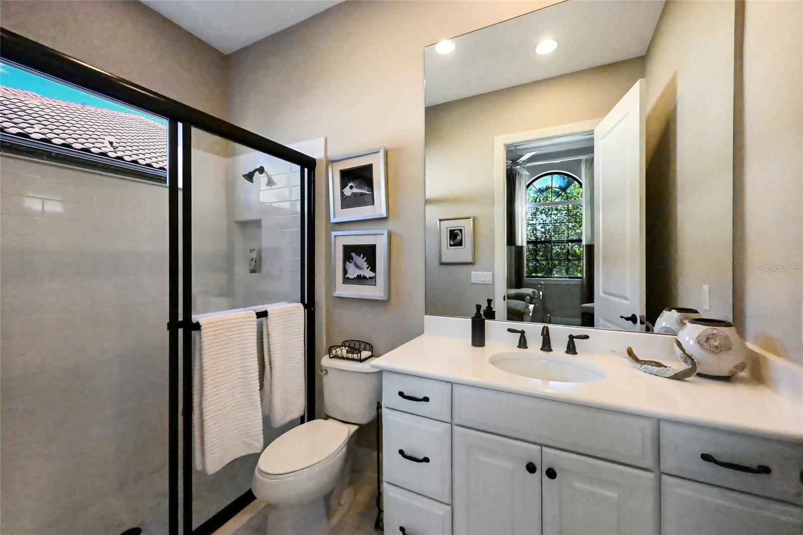 ESPLANADE - Residential