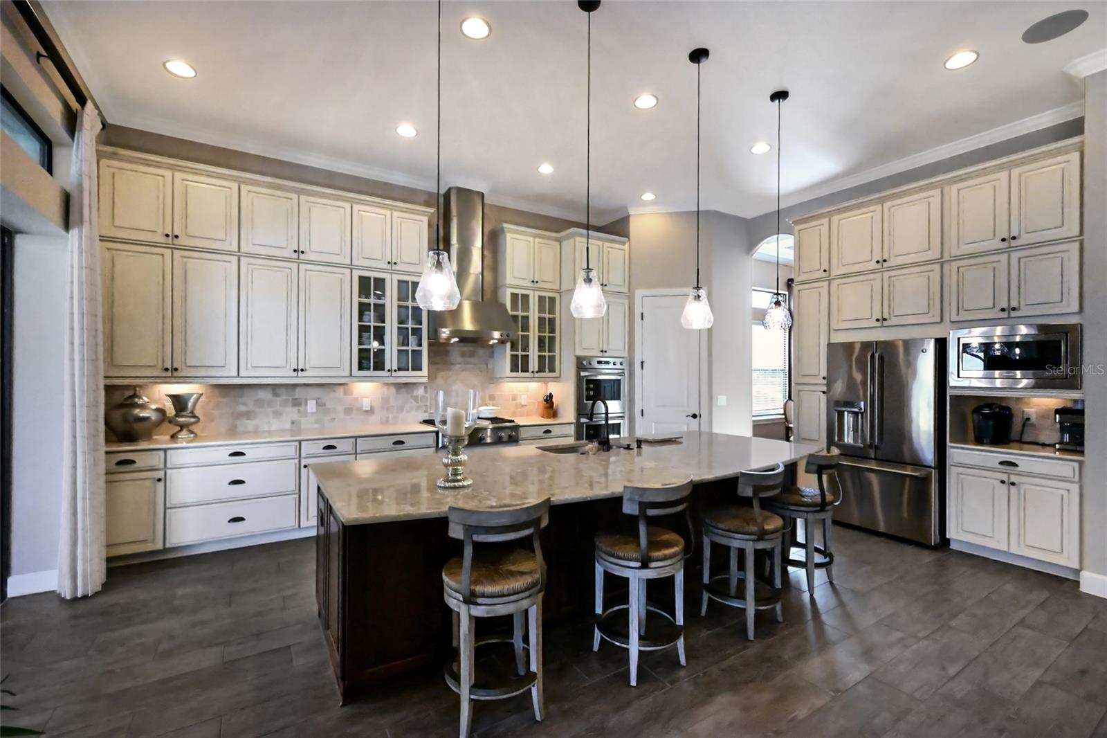 ESPLANADE - Residential