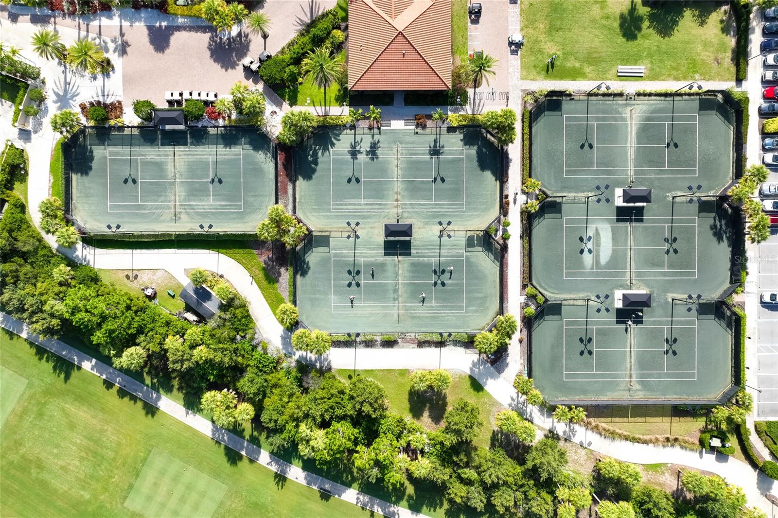 ESPLANADE - Residential