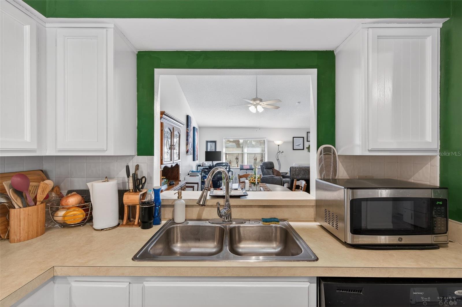 LAKE SEMINOLE VILLAGE - Residential