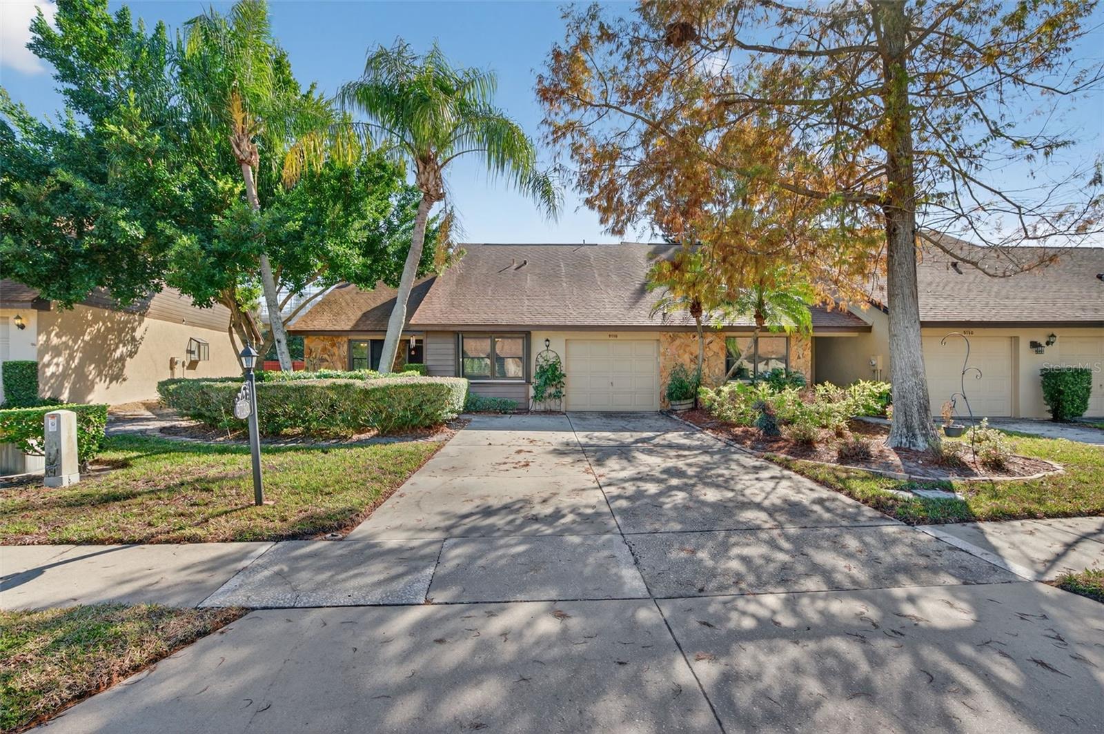 LAKE SEMINOLE VILLAGE - Residential