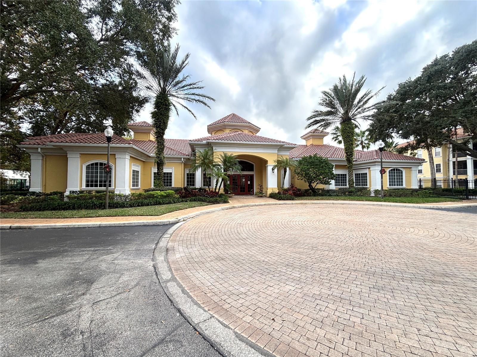 VISCONTI EAST - Residential Lease