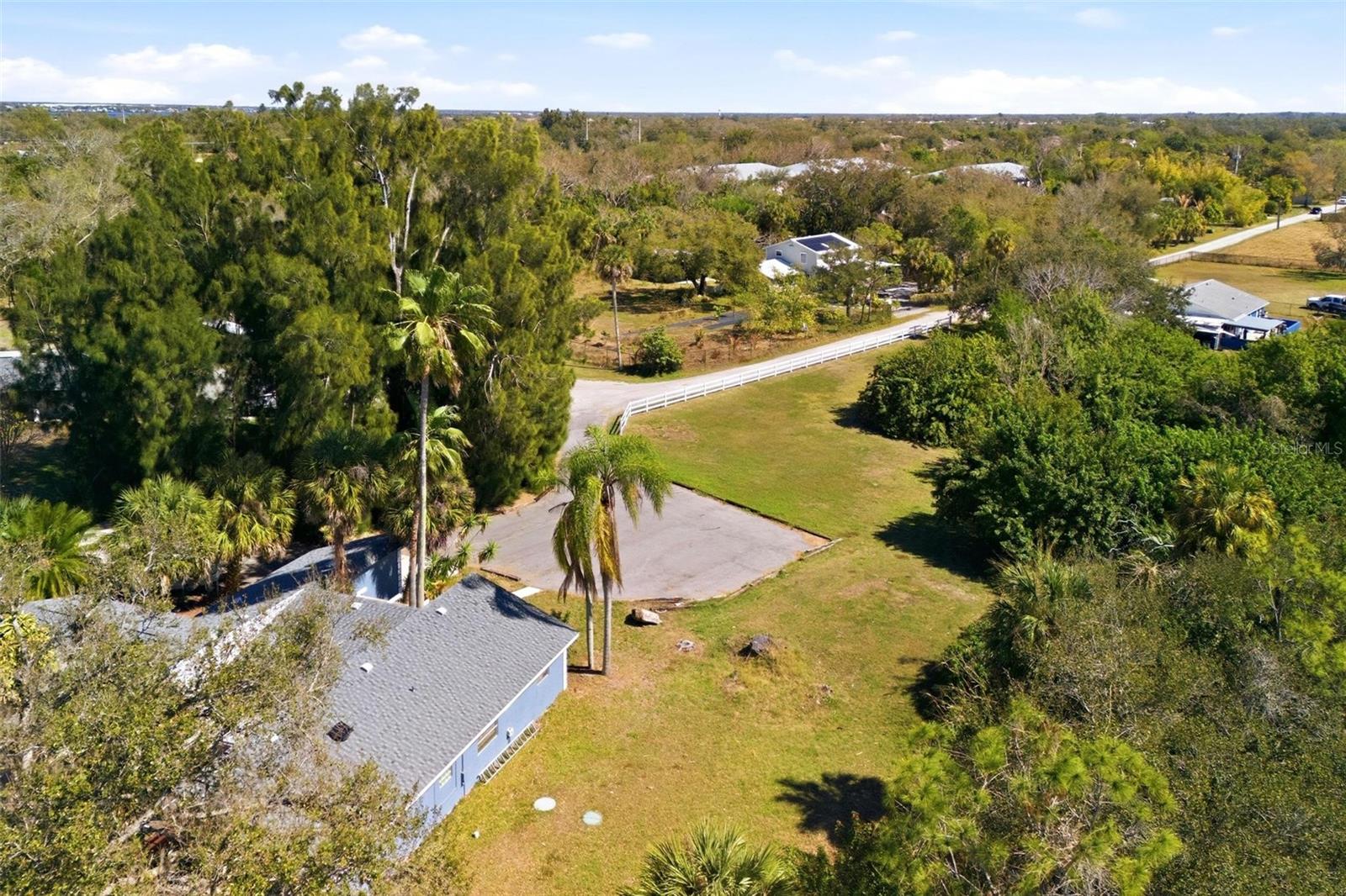 PERRY PARK - Residential