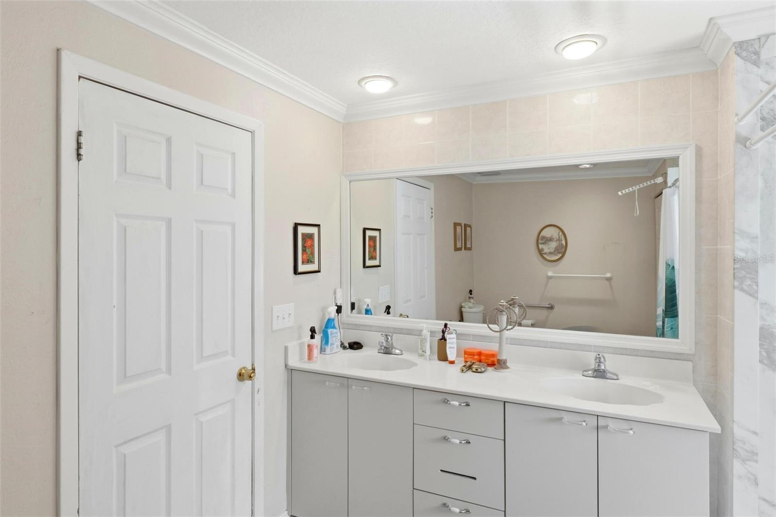 PERRY PARK - Residential