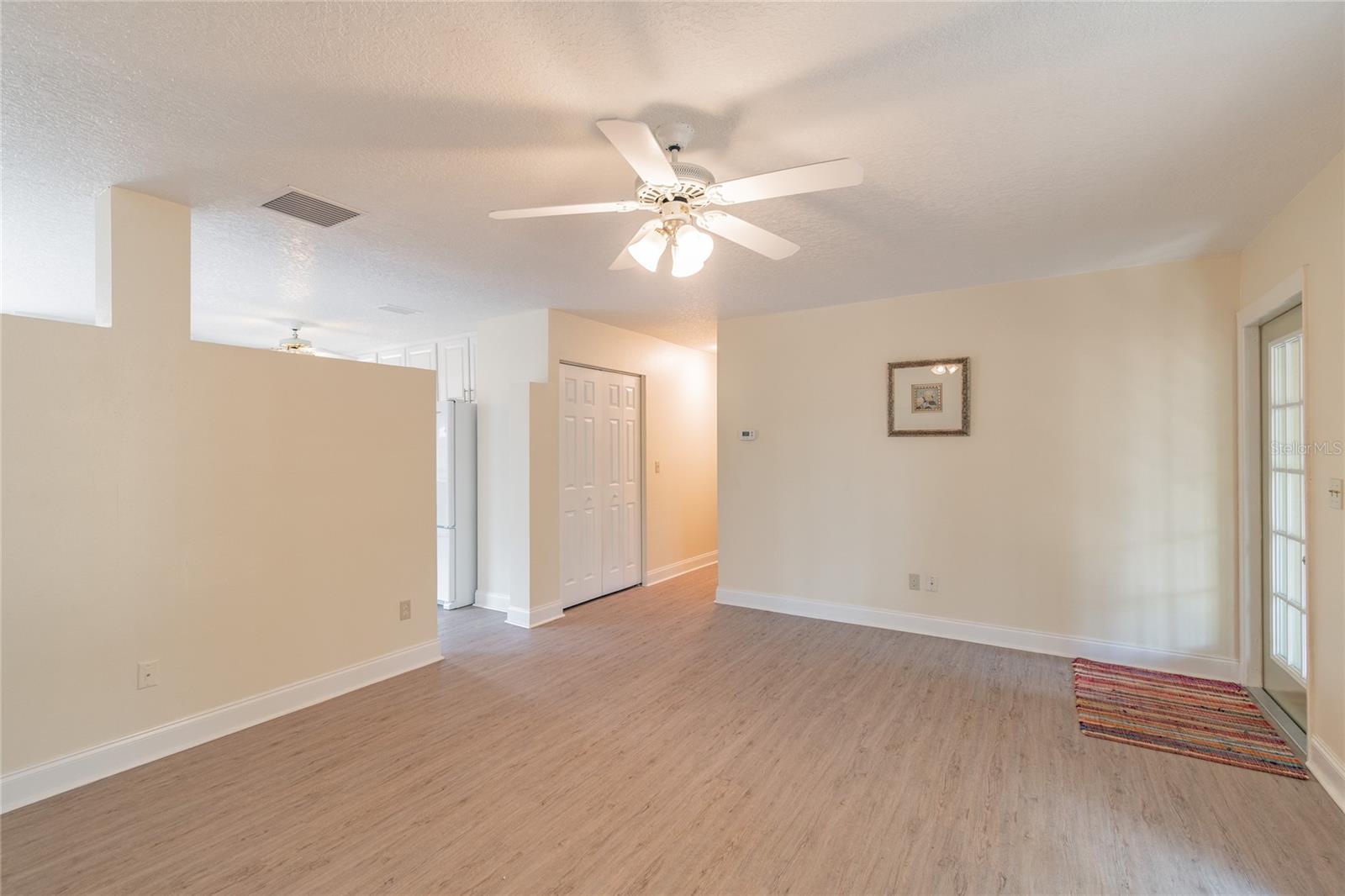 COUNTRYSIDE TR 5 - Residential Lease