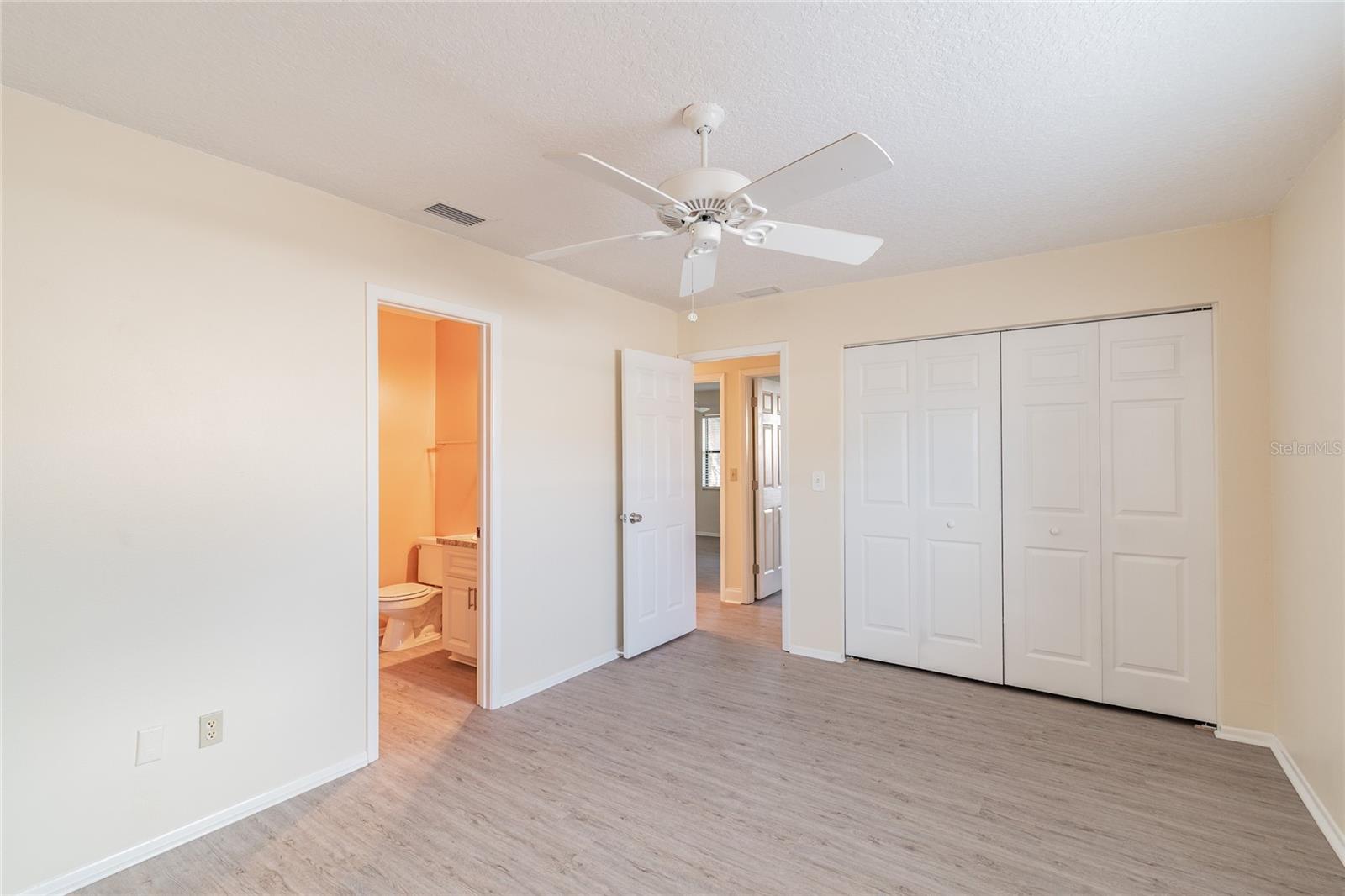 COUNTRYSIDE TR 5 - Residential Lease