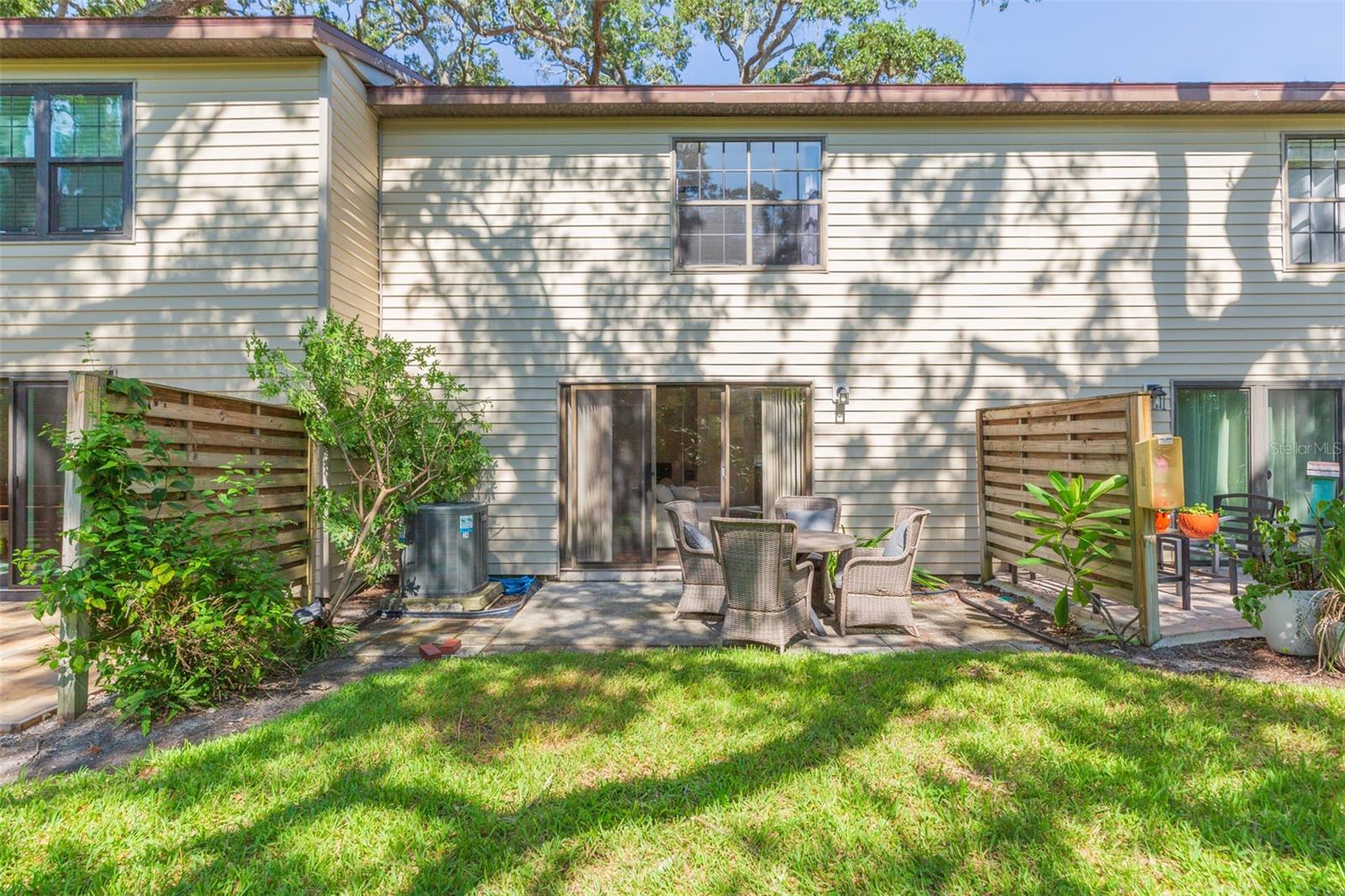 HARBOUR OAKS OF DUNEDIN CONDO - Residential