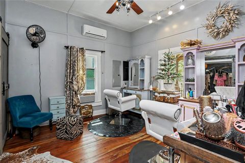 Tiny photo for 20847 Walnut Street, Dunnellon, FL 34431 (MLS # OM725819)