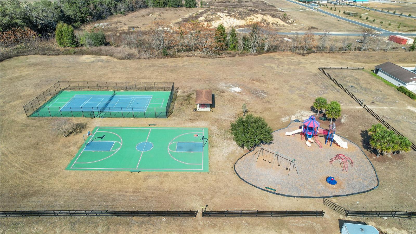 VILLAGES OF PARKWOOD - Residential