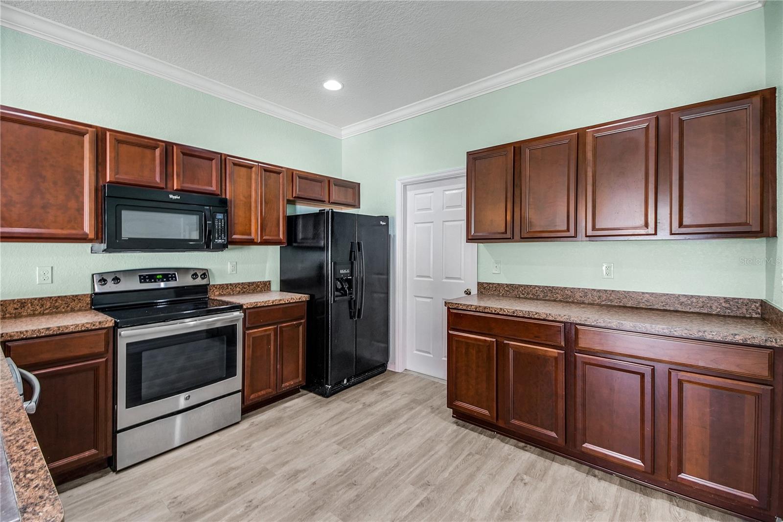 VILLAGES OF PARKWOOD - Residential