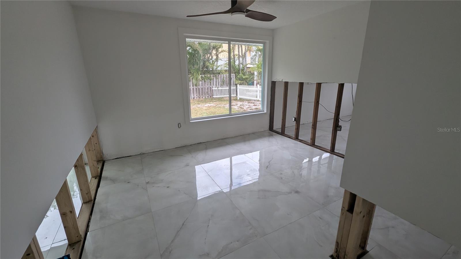 HOLMES BEACH 33RD UNIT - Residential