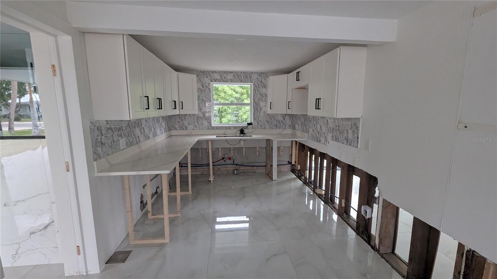 HOLMES BEACH 33RD UNIT - Residential