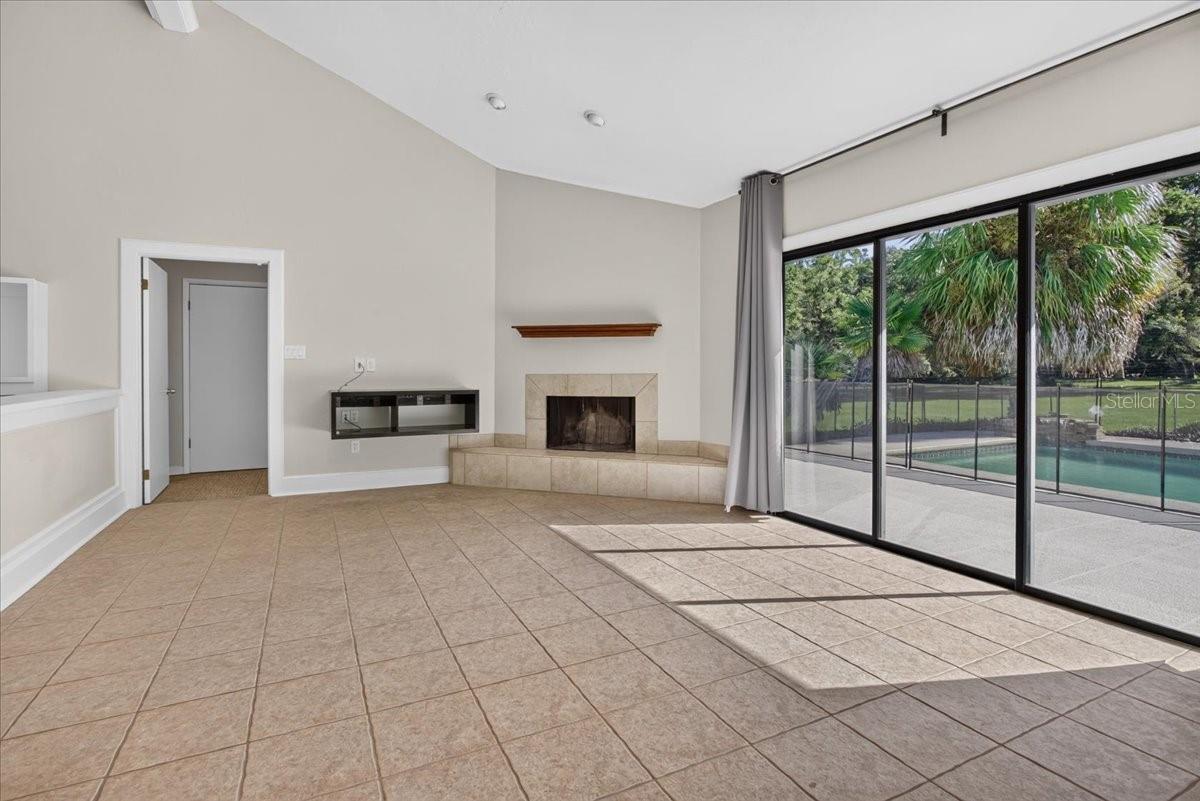 6207 NW 124TH STREET