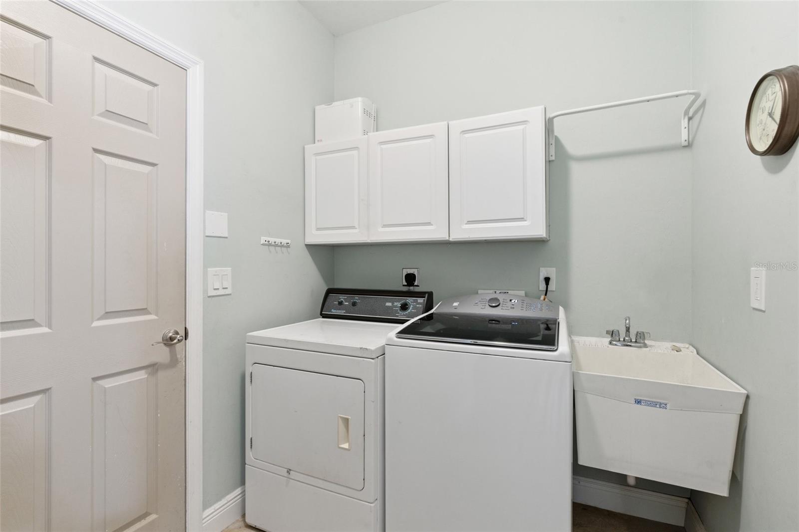 HAWKS PRESERVE - Residential