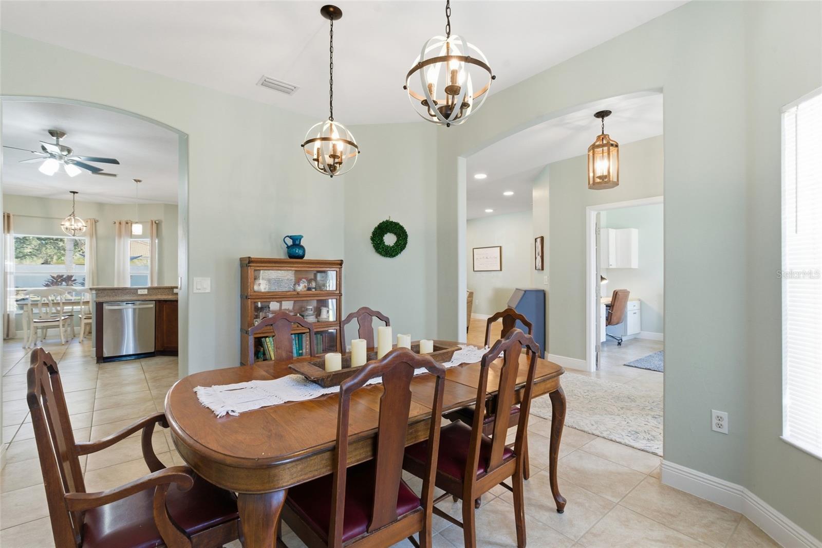 HAWKS PRESERVE - Residential