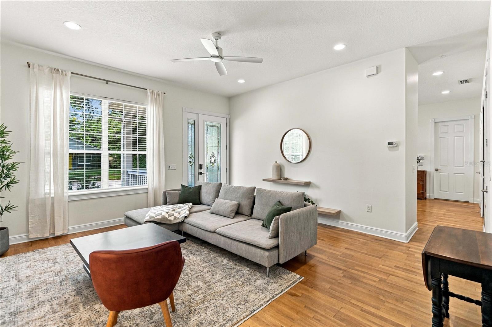 1222 NOBLE PLACE