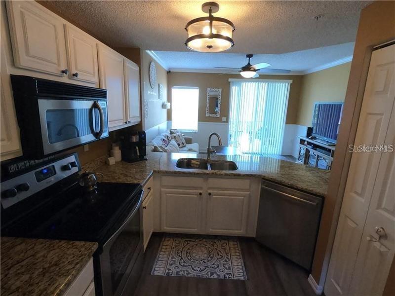 LAS PALMAS OF SARASOTA - Residential Lease