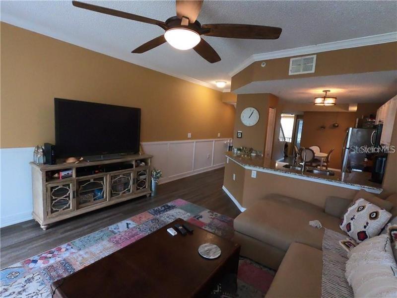 LAS PALMAS OF SARASOTA - Residential Lease