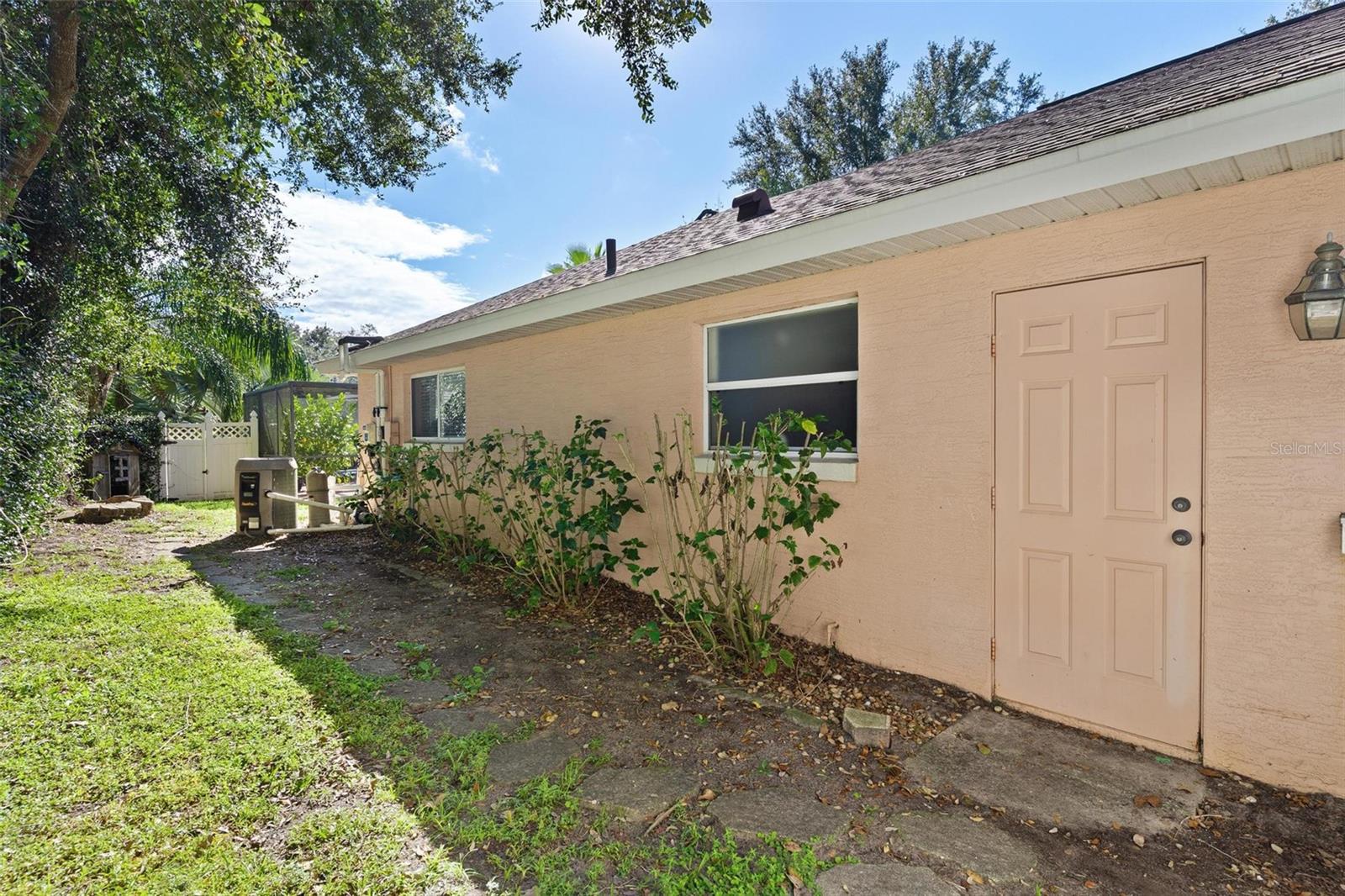 EUSTIS REMINGTON CLUB SUB - Residential