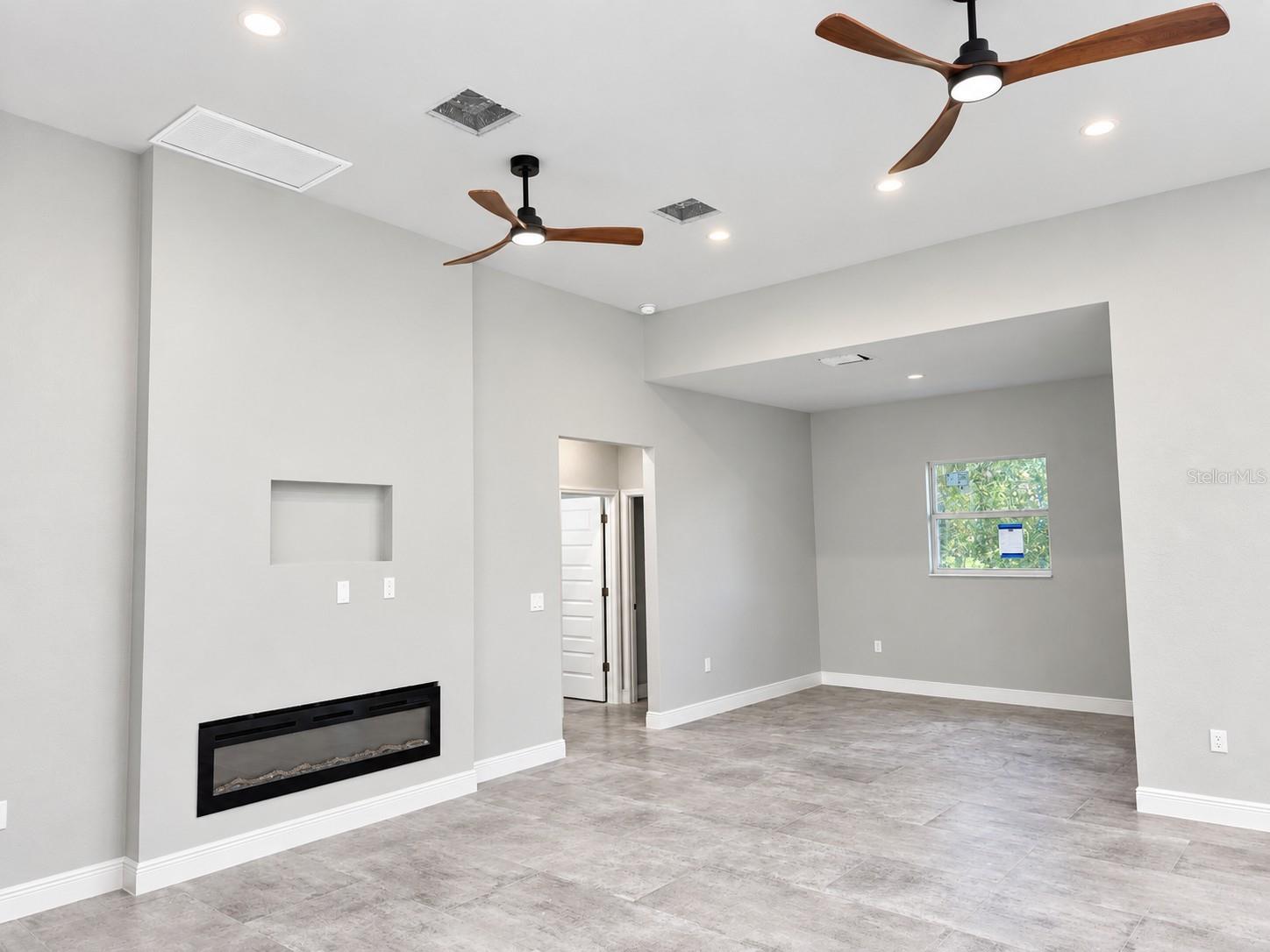 2484 PICKARD LANE, NORTH PORT, FL, 34286 4 2484 PICKARD LANE