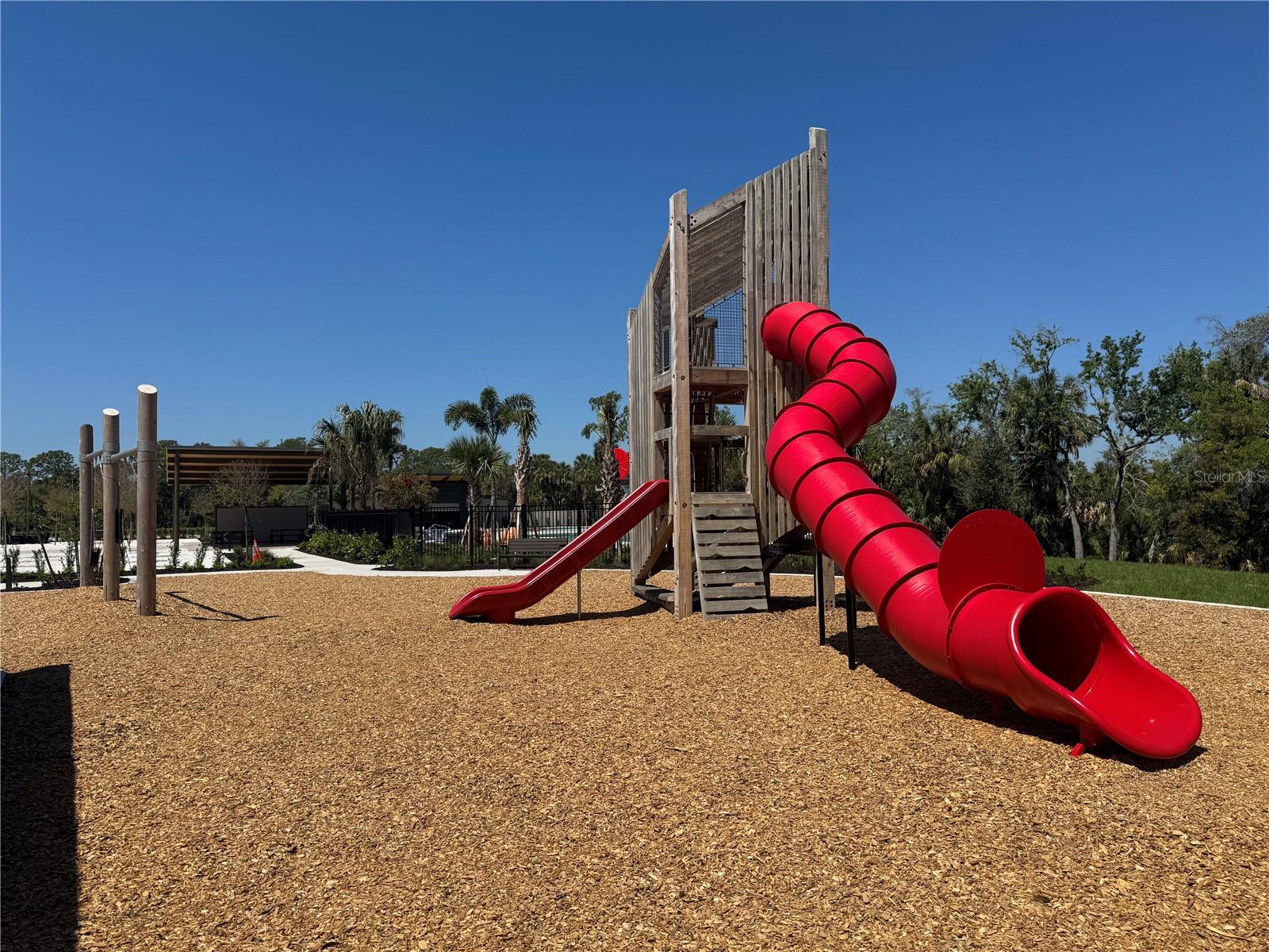 10904 CURVING CREEK LOOP