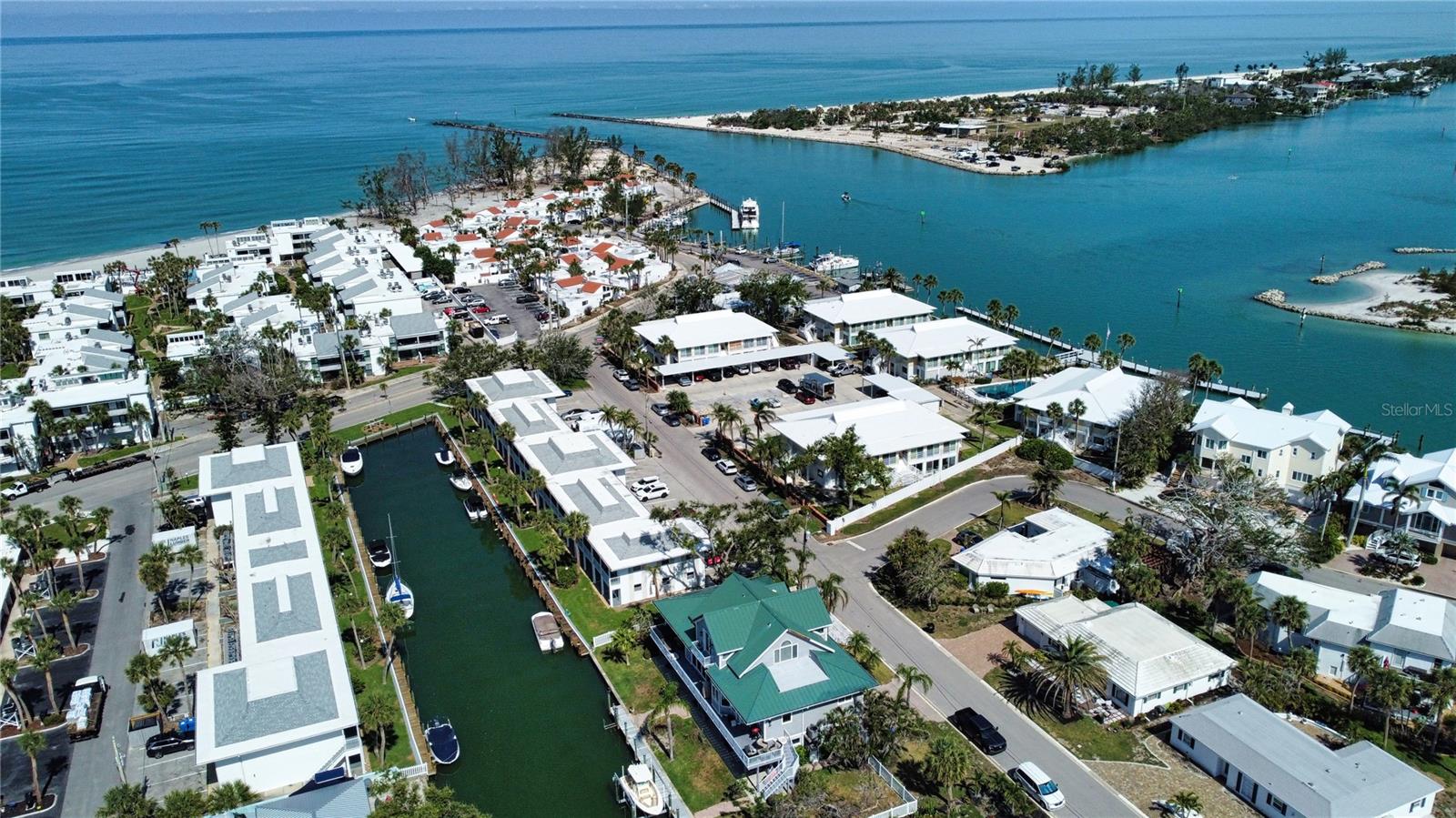 BAHIA VISTA GULF - Residential