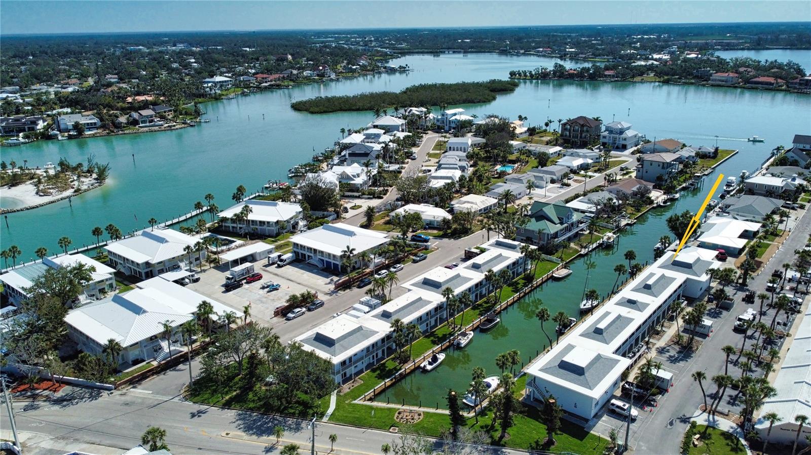 BAHIA VISTA GULF - Residential